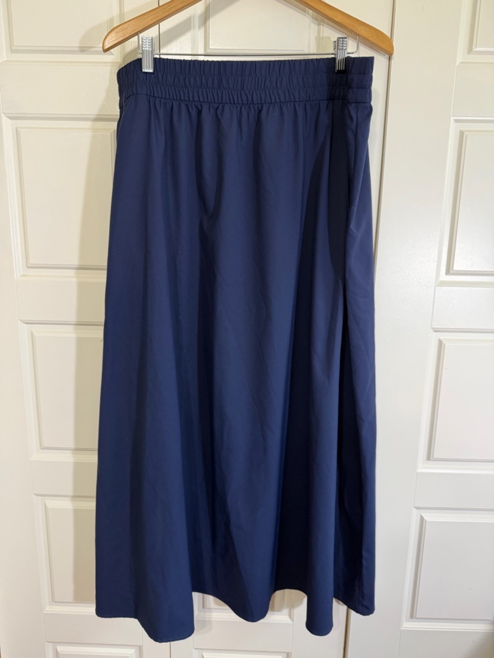 Lou & Grey Navy Elastic-Waist Maxi Skirt